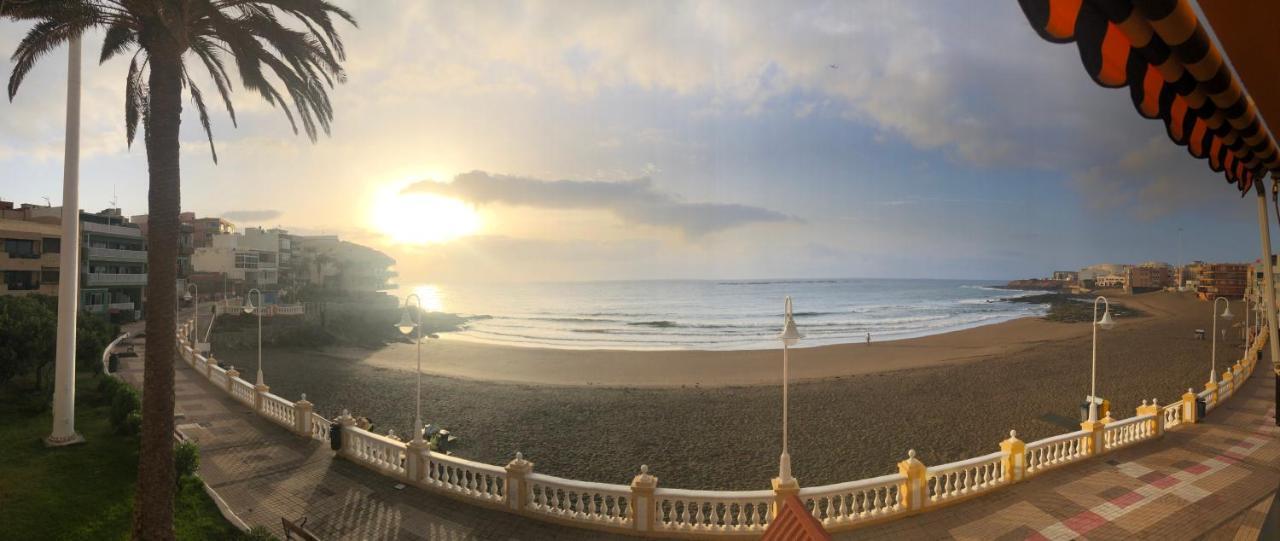 Espectacular En Primera Linea De La Playa Telde Exteriör bild